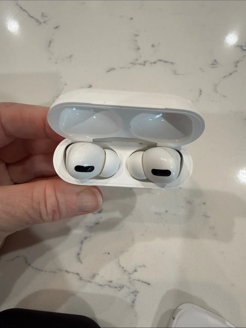 Apple AirPods Pro with MagSafe Charging Case + Kate Spade Black Silicone Case